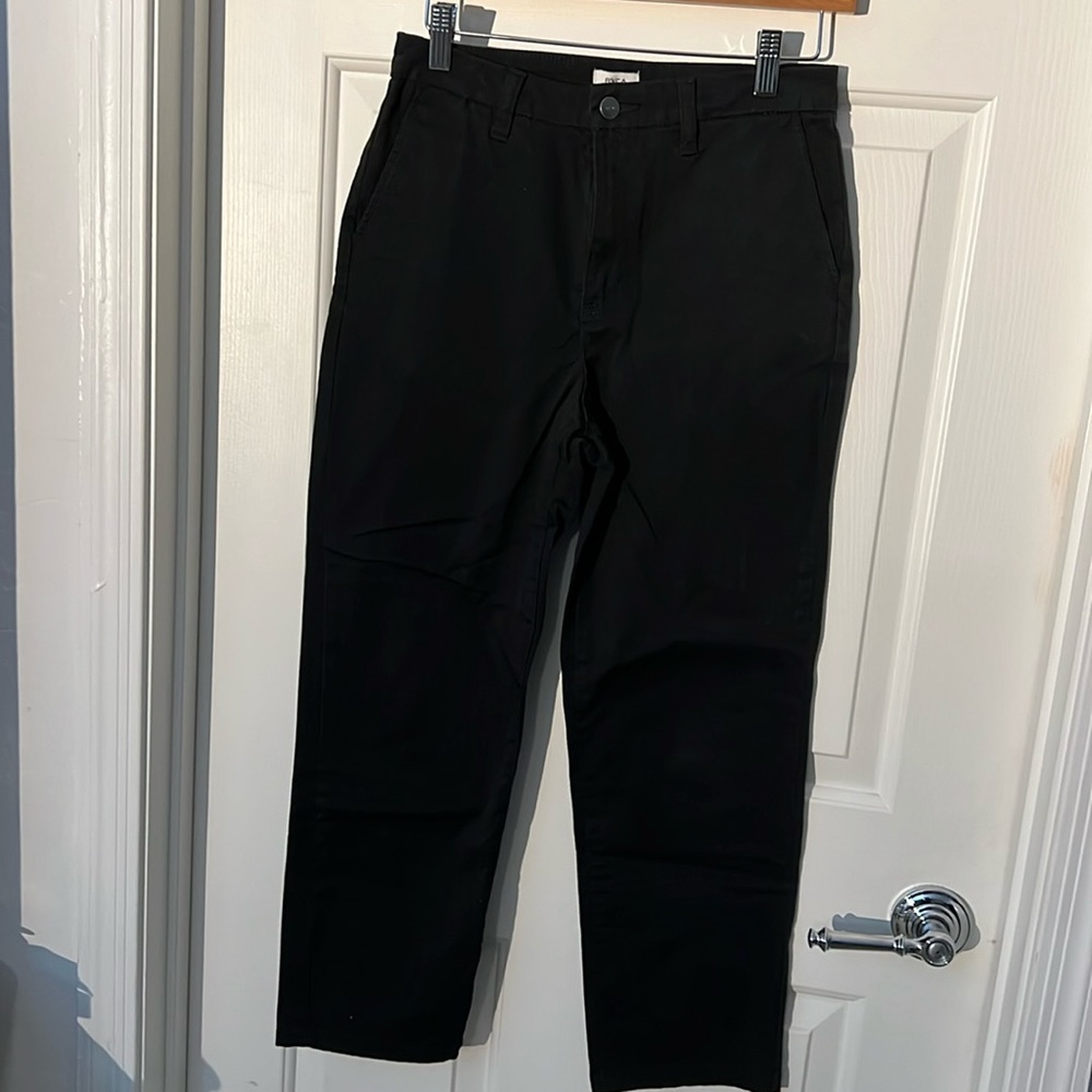 Size 25 RVCA black ankle/crop pants